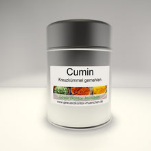 Cumin-gemahlen-im-Streuer