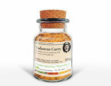 Vadouvan Curry Gewürz im Glas mit Korken